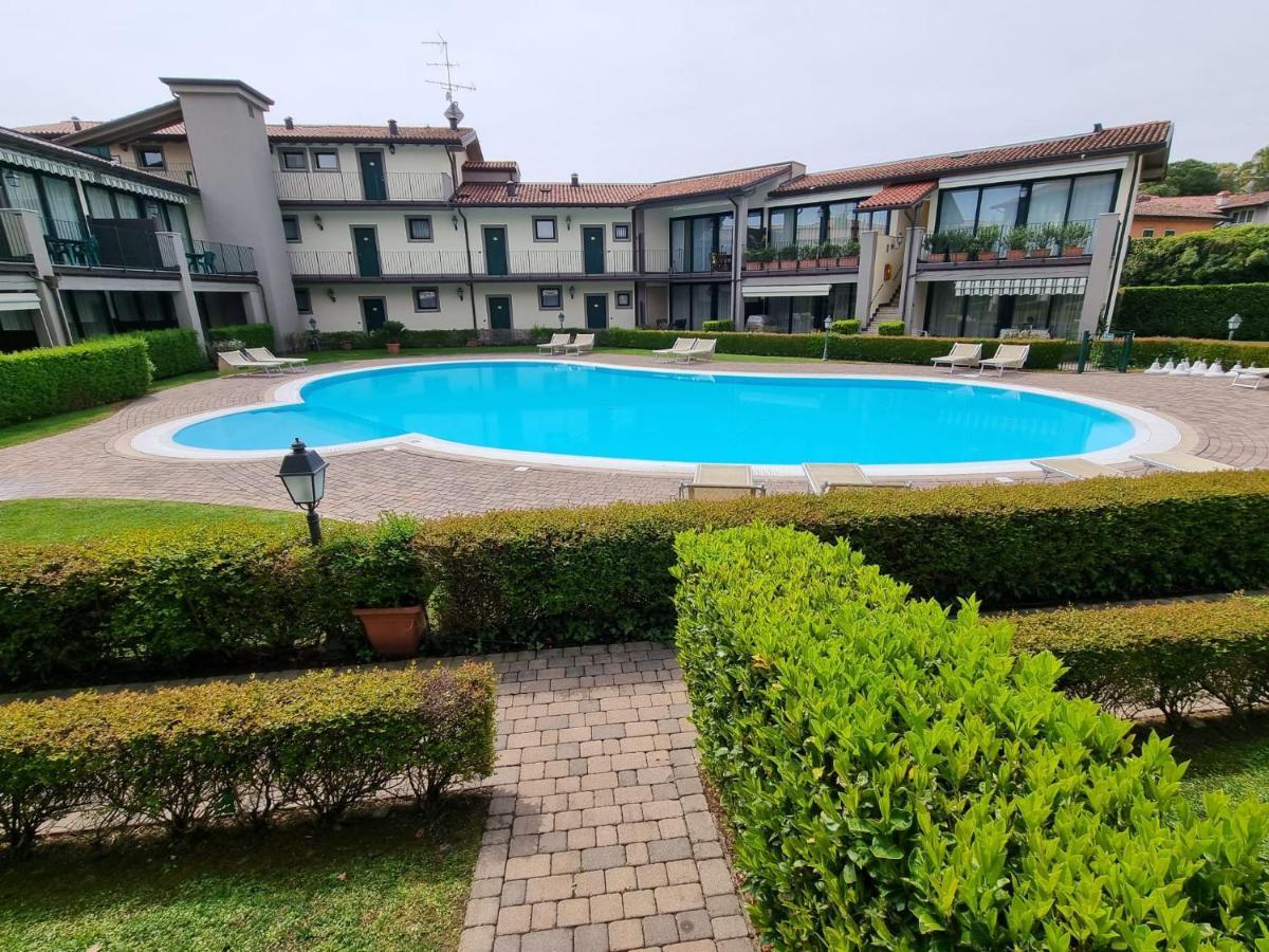 Le Terrazze sul Lago Residence&Hotel Padenghe sul Garda Esterno foto