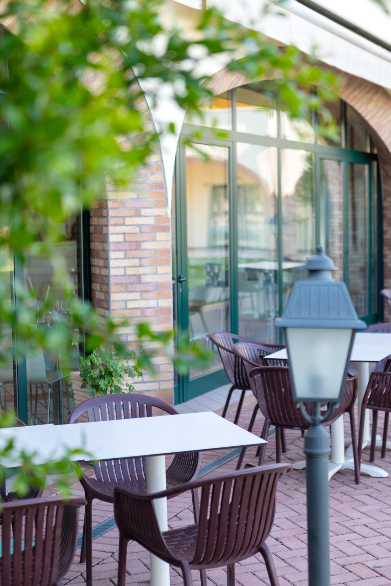 Le Terrazze sul Lago Residence&Hotel Padenghe sul Garda Esterno foto